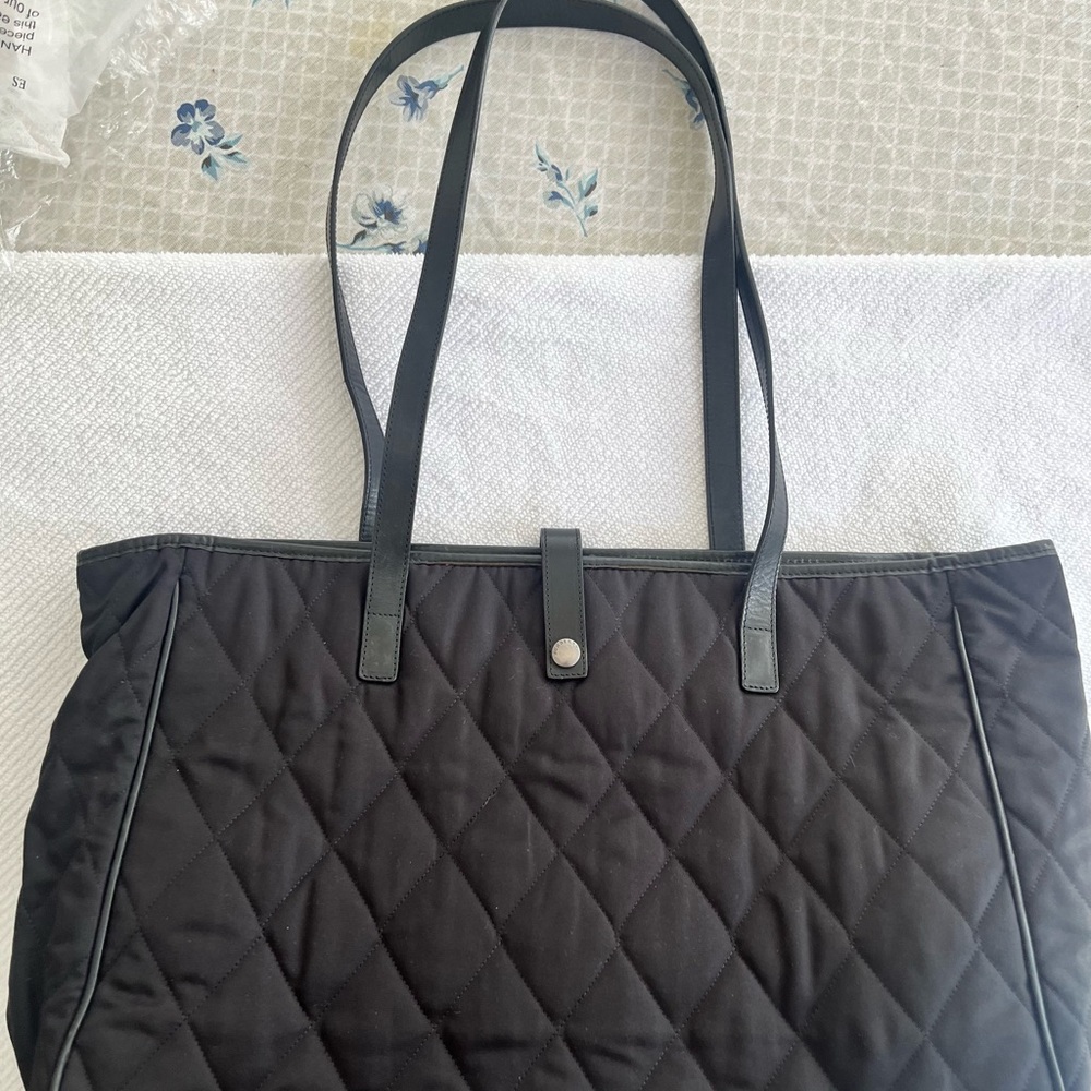 BURBERRY* Black Quilted Tote /  Nova Check lined Book/Laptop/Baby/Shop Bag🤍🤎🩶🖤